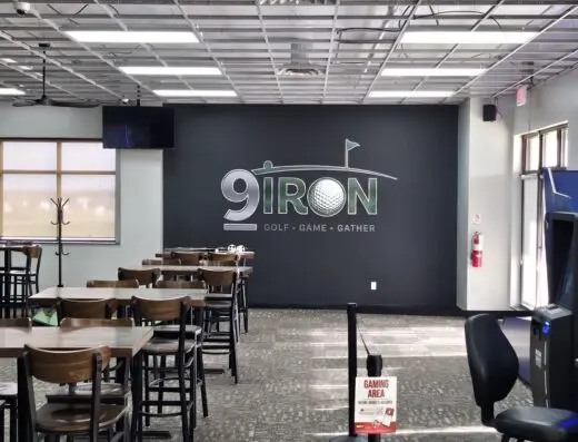 Inside 9 Iron - indoor golf in Belvidere, IL