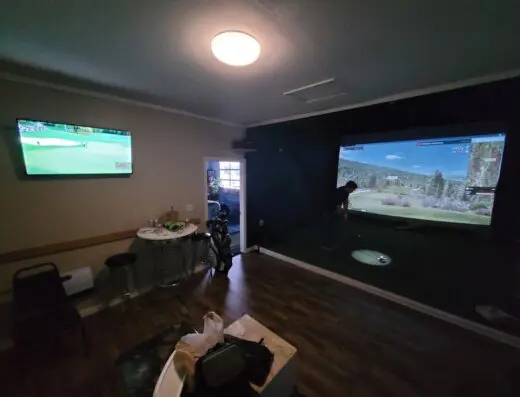 Airport Golf Simulator