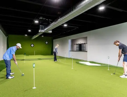 Buffalo Golf House