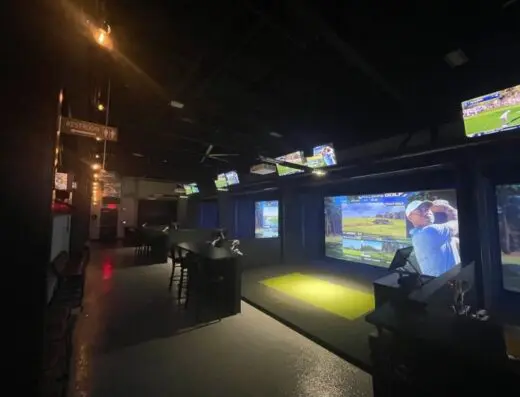 Bunkers Golf and Multisport Simulators