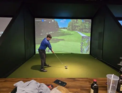 Endless 18 Indoor Golf Simulator