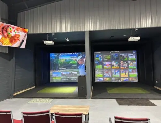 Inside Golf-A-Round Lawson - indoor golf simulator venue