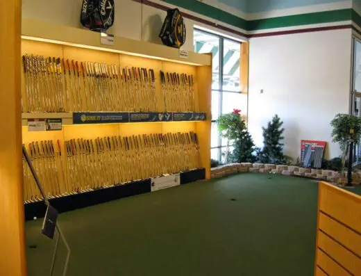 Inside Golf Galaxy Amherst - indoor golf simulator venue