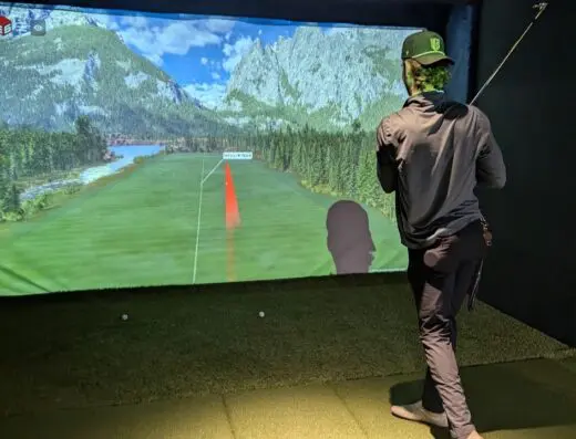 Inside Golf Oasis LV - indoor golf in Las Vegas, NV