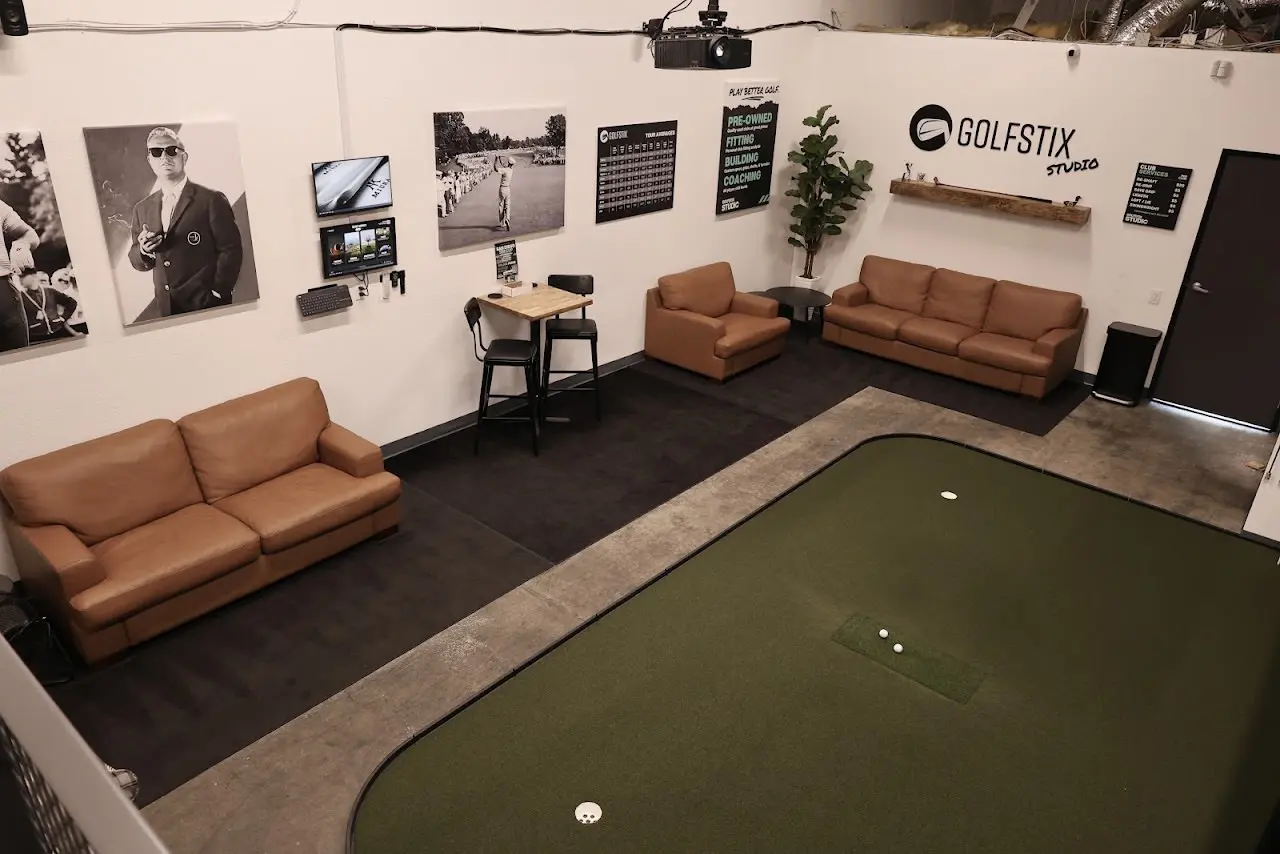 Trackman iO simulator bay at Golfstix Studio in Sorrento Valley, San Diego