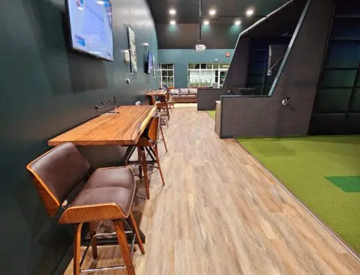 Inside Green Club - indoor golf in Midlothian, VA