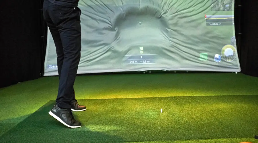 How to Find the Right Golf Simulator Near You (Not Just the Nearest One)