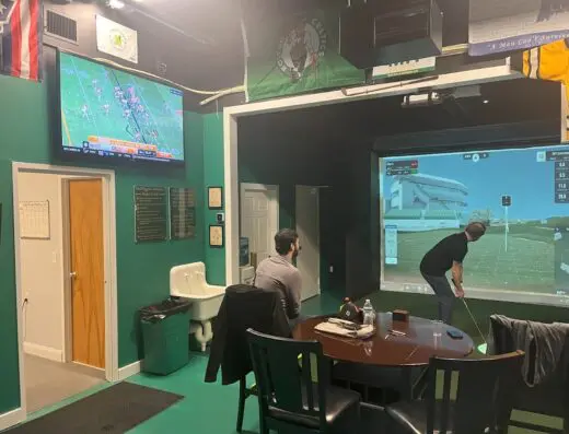 MulHiggins Indoor Golf