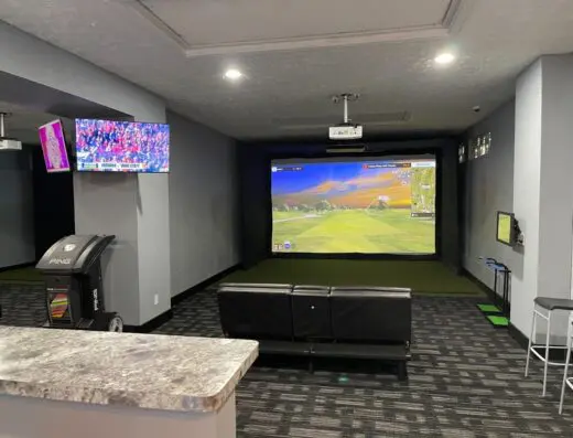 Mulligan’s Golf