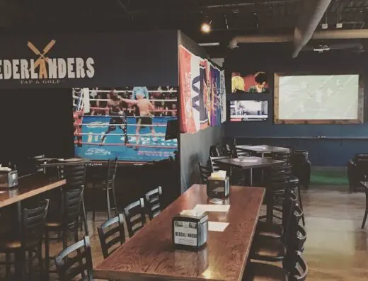 Nederlanders Tap & Golf – Pella