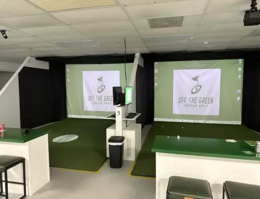 Inside OFF THE GREEN Indoor Golf - indoor golf in Sebring, FL