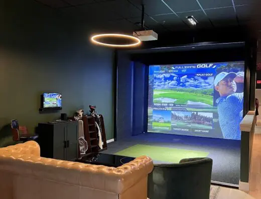 Rev’s Golf Lounge