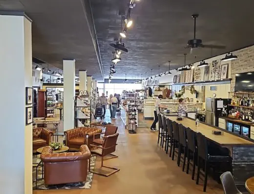 Rusty Petunias Indoor Golf