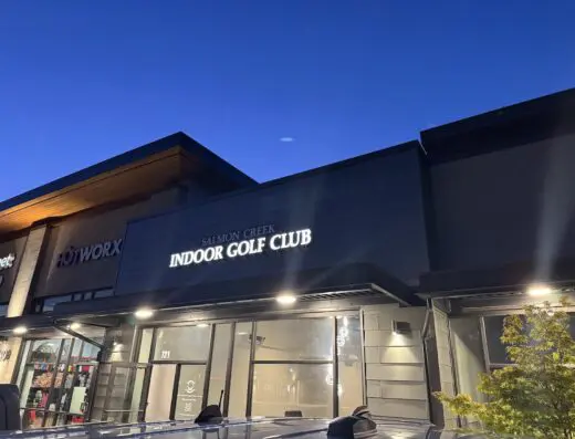 Salmon Creek Indoor Golf Club