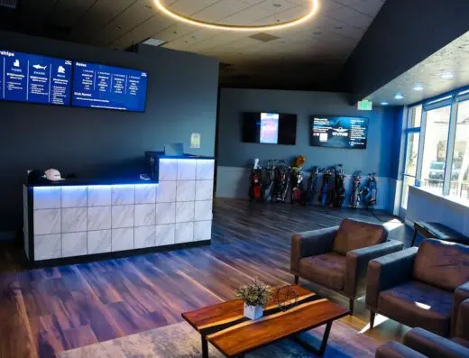 SVN2 Indoor Golf Newbury Park