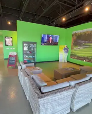 Tee It Up Golf