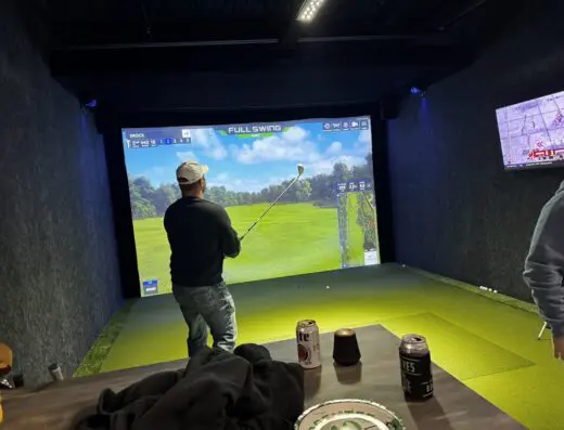 Inside The Back Nine Golf Wooster, OH - indoor golf simulator venue