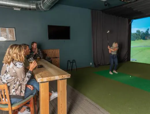 The Clubhouse of Spearfish – Virtual Golf Simulators & Sports Bar