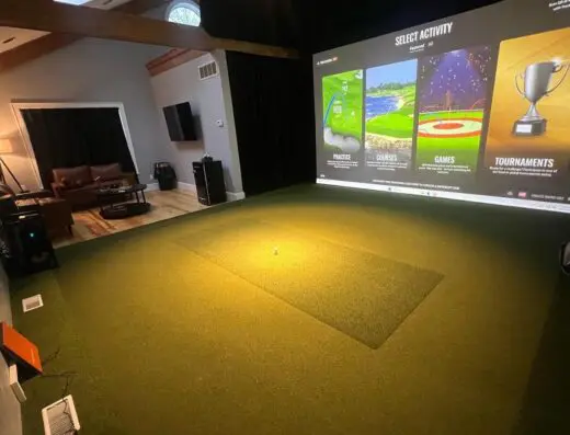 Inside The Endless Round Golf Studio - indoor golf in Mattituck, NY