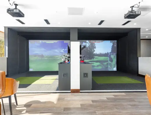 Inside Airlie and Harry's - indoor golf in Warrenton, VA