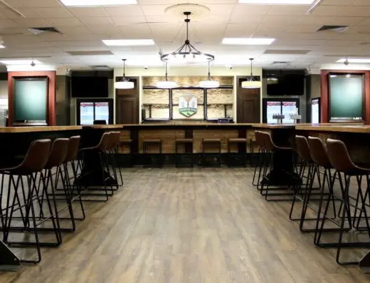 Inside Twisted Tees - indoor golf in Bethlehem, PA