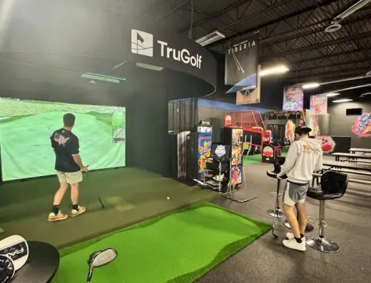 Virtual Links Golf Clubhouse at Crowne Pointe Center