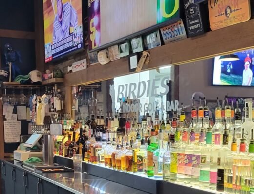 The bar at Birdies Indoor Golf & Bar in Oxford, MI